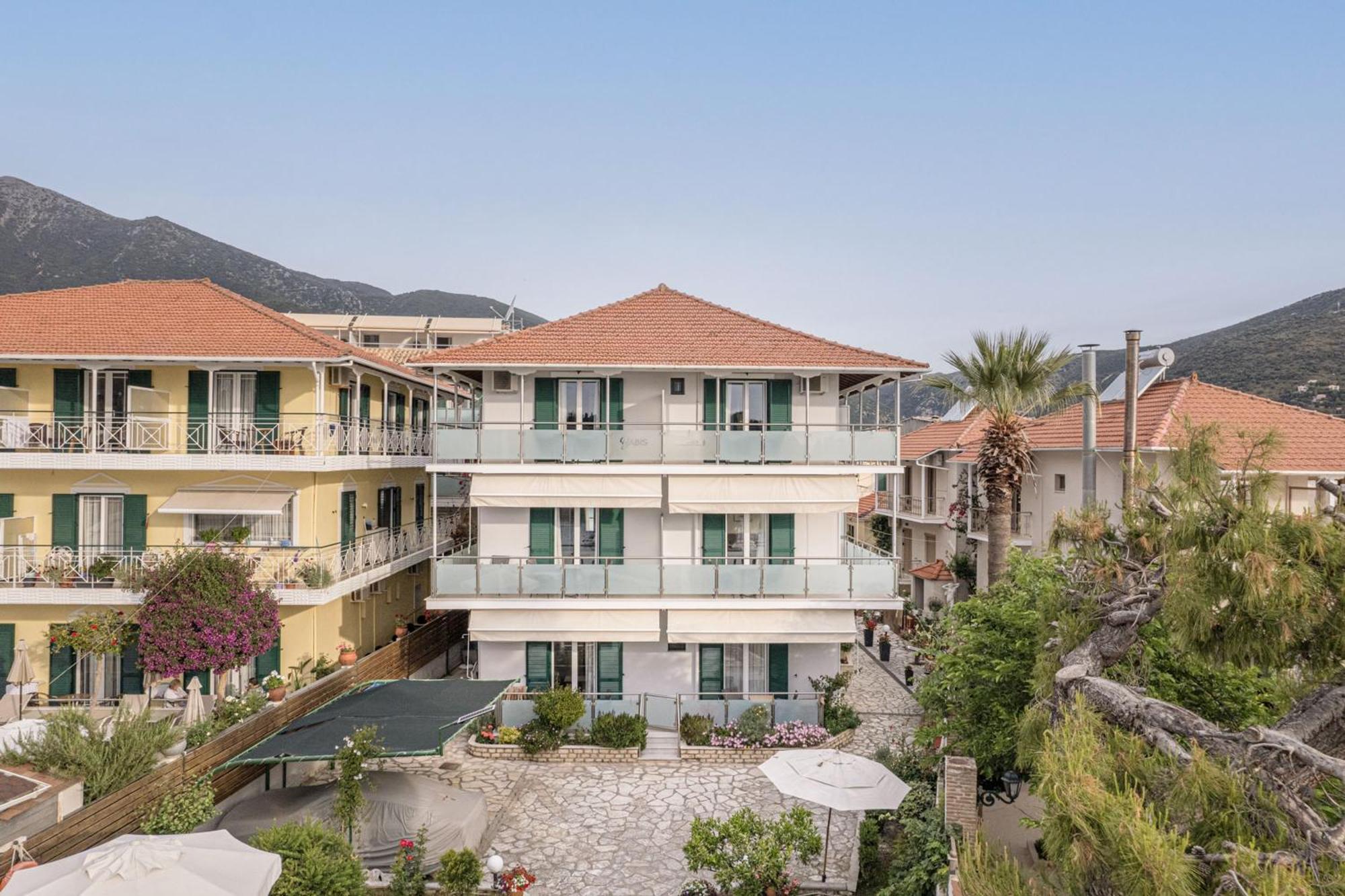 Captain'S Seafront Apartments Nydri  Exterior foto